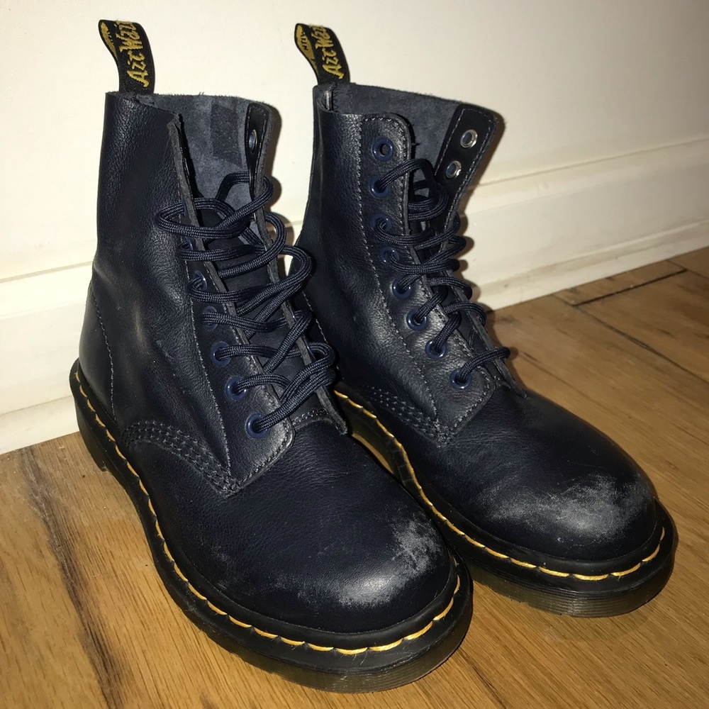 NAVY BLUE DR. MARTENS